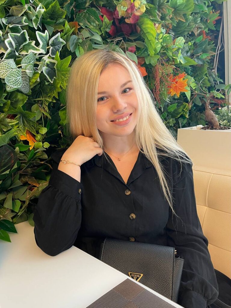 Анна Волкодав