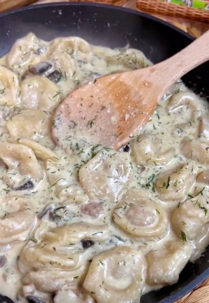 Найсмачніші пельмені - Калорійність, користь, вітаміни, рецепт