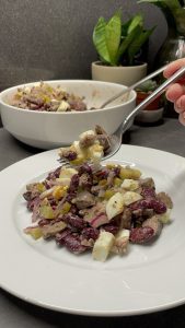 Салат з курячою печінкою