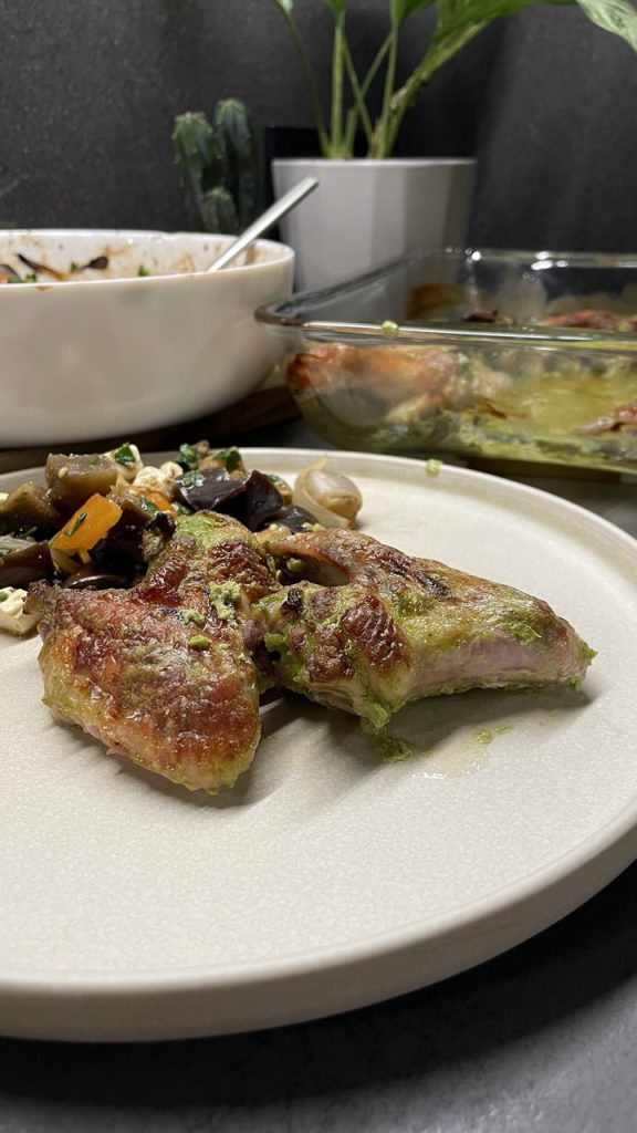 Курячі крильця в зеленому маринаді