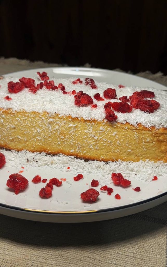 Бананово-кокосовий пудинг – ніжний десерт із тропічними нотками | IamChef