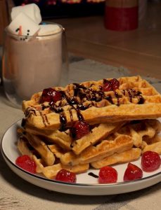 Вафлі з кисломолочного сиру – корисний і смачний десерт | IamChef