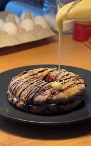 Чорничний бейгл із кисломолочного сиру – смачний та корисний рецепт | IamChef