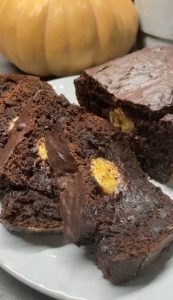Шоколадний кекс з бананом – смачний і ніжний десерт | IamChef
