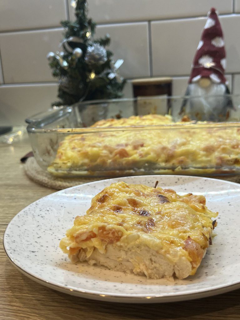 Соковита курочка під шубкою - Рецепт | IamChef