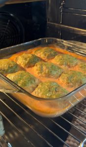 Курячі котлети з броколі