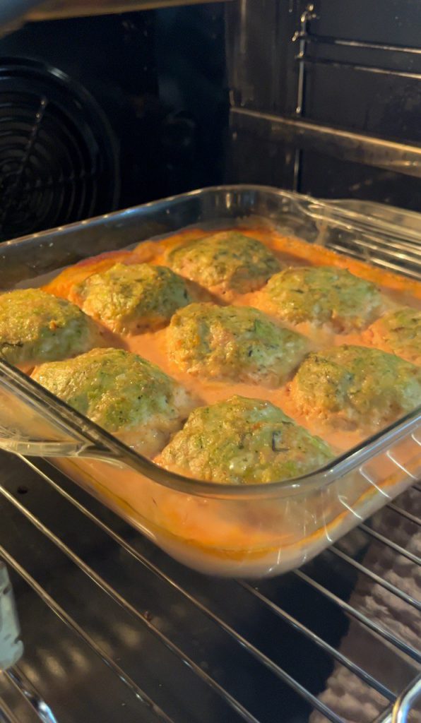 Курячі котлети з броколі