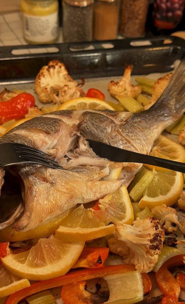 Дорадо з овочами