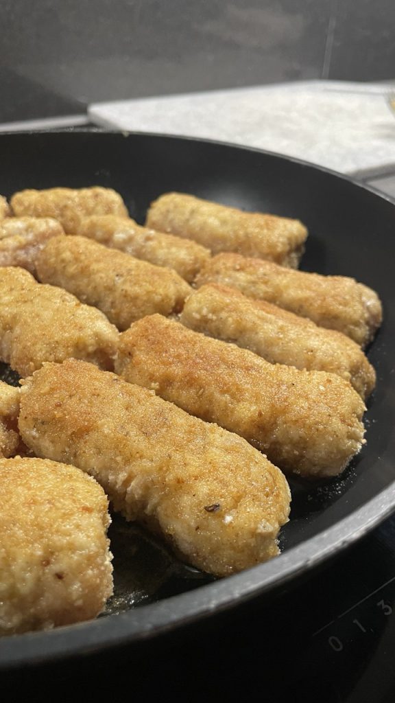 Мʼясні пальчики з грибами